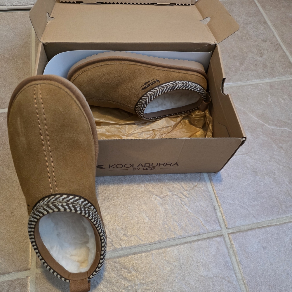 UGG Koolaburra Buree Tan Mules Women's 7